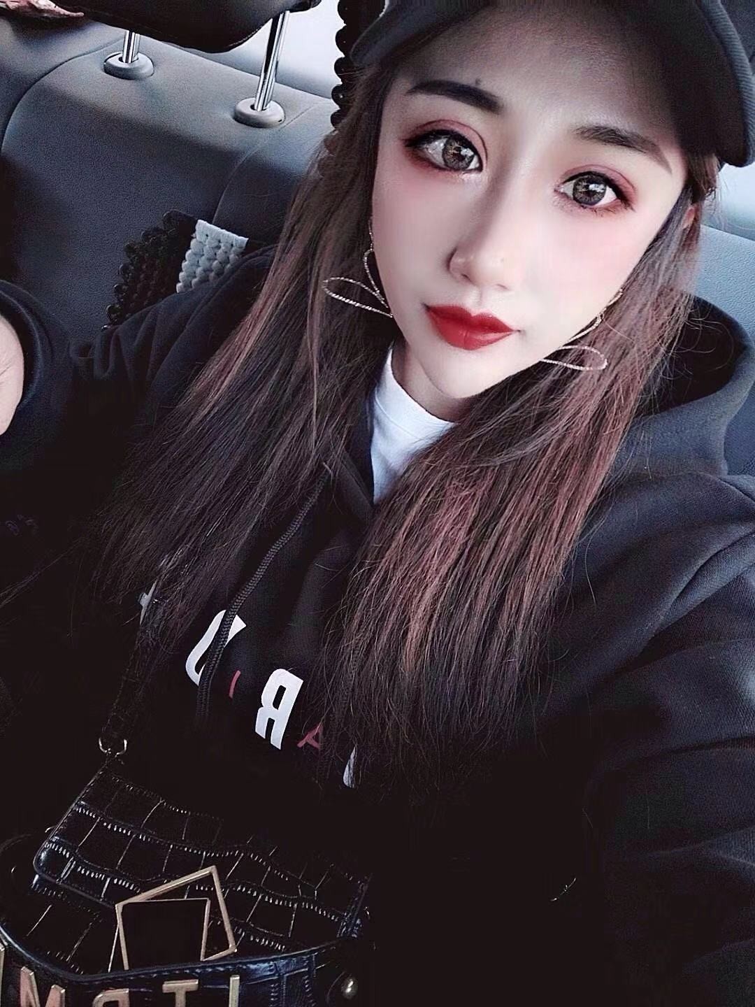 兼职护校女大学生